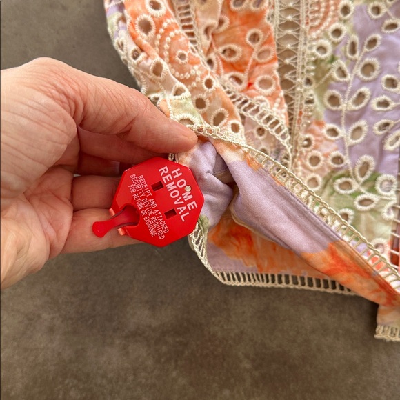 ALICE + OLIVIA | Embroidered Eyelet Top - Picture 11 of 14